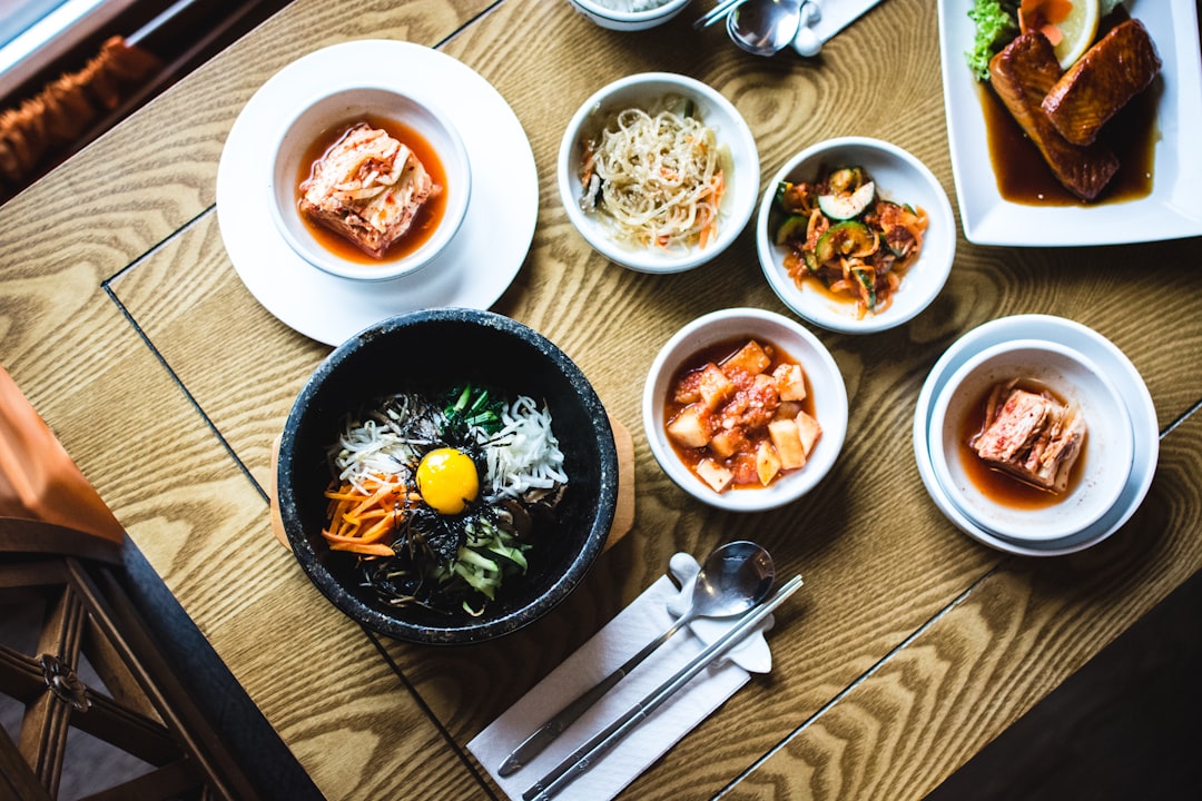 韓国の高級料理の盛り付け